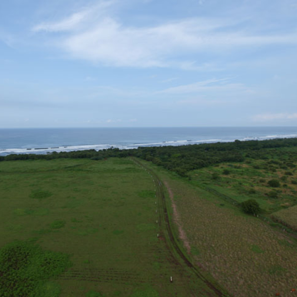 Laya Resort Road to Beachfront